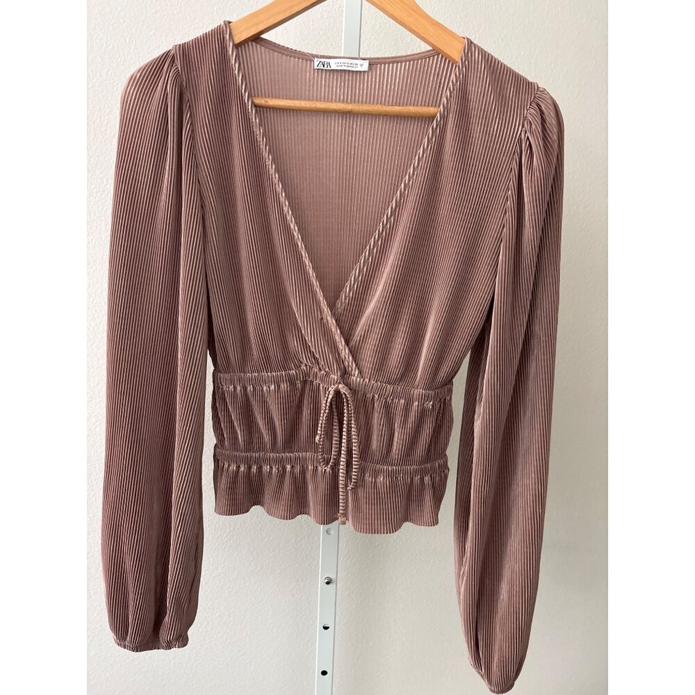 Zara Peplum Blouse Sz Small Pleated Mauve Surplice Romantic Feminine Ruffled Hem - Picture 9 of 14
